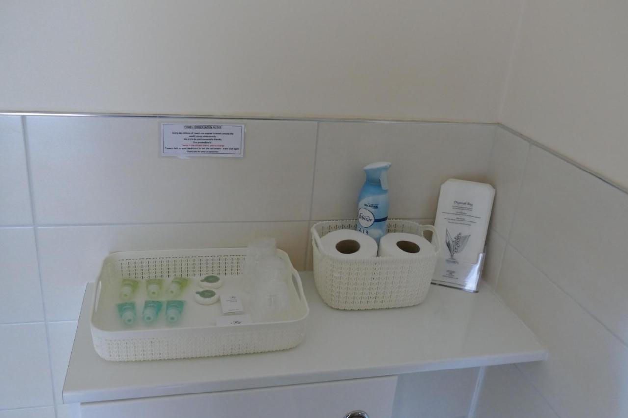 Magnolia Self Contained Suites Coalpit Heath Ngoại thất bức ảnh